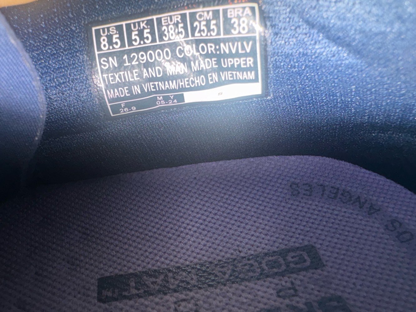 سكيتشرز الاصلي الفتنامي من امريكا 