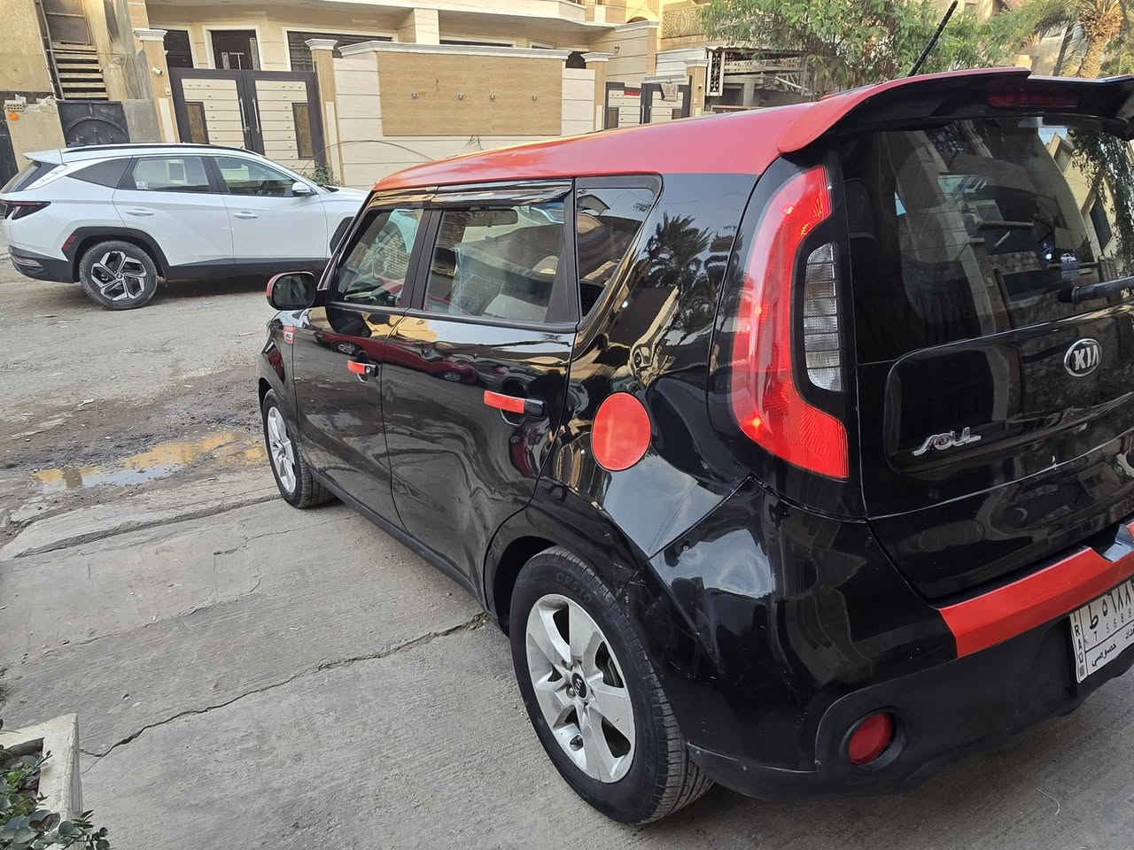 سلام عليكم كيا صول موديل ٢٠١٧ وارد امريكي حادث جالمغ ودعاميه
بدون دواخل رقم بغداد ب اسمي
١٦٠٠ دوش كير atm 
داخل لونين 
تحكم ستيرن فول 
صاجات 
وبعد بيها اهواي مواصفات 
مواصفات الصول المعروفه 
السياره ماشيه ٧٧ الف 
جاهزه من كلشي مناقصها شي 
مكان السياره بغداد شارع فلسطين
السعر ١٠٣ وبيها مجال 
غير متواجد ع فيس 
***********
