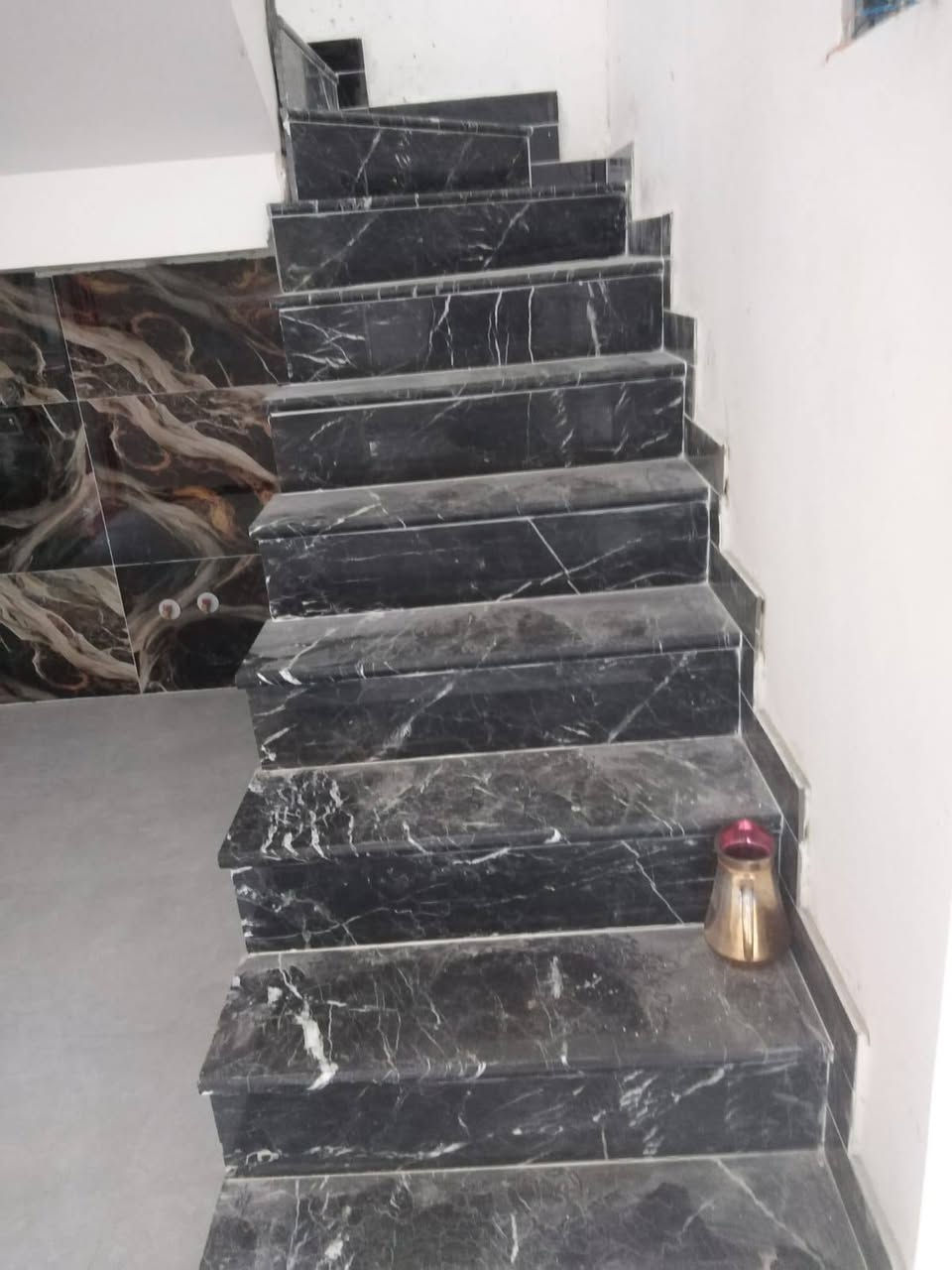 خلف مصري متفرغ حاليا شغل درجه اولى تفاوض في السعر ***********
