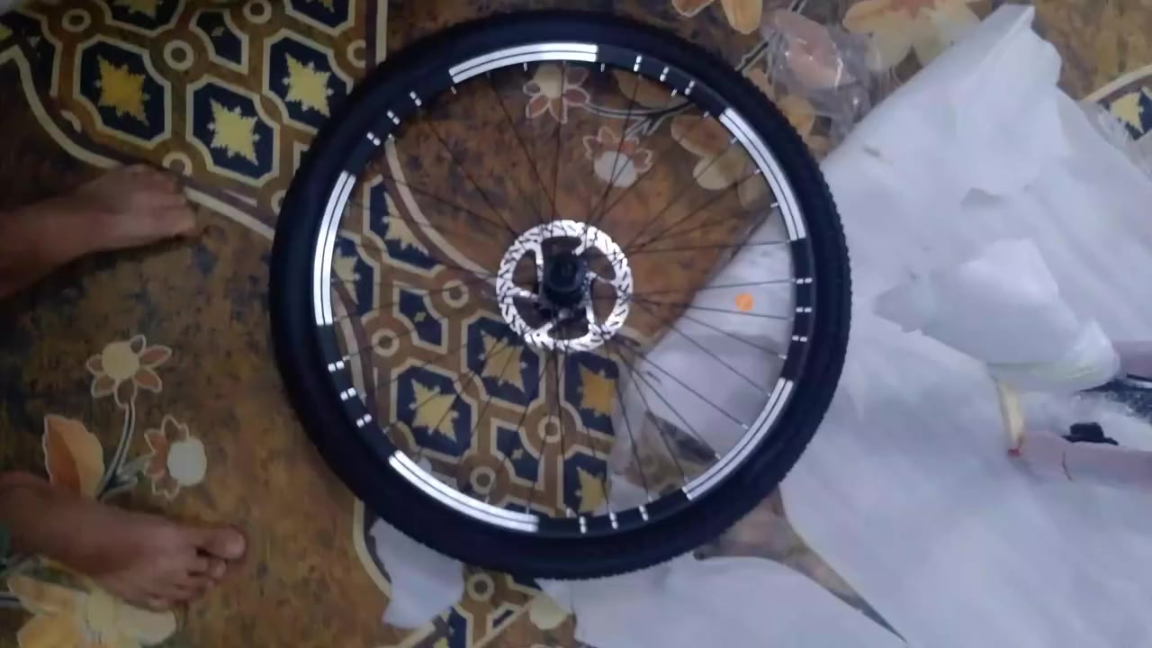 السلام عليكم بايسكل للبيع جديد بعده ما مشدود قيم واخذ بعده ما ماشي


**إذا كنت صاحب هذا الإعلان وتريد حذفه لأي سبب، رجاءا أرسل رسالة إلى الدعم الفني**