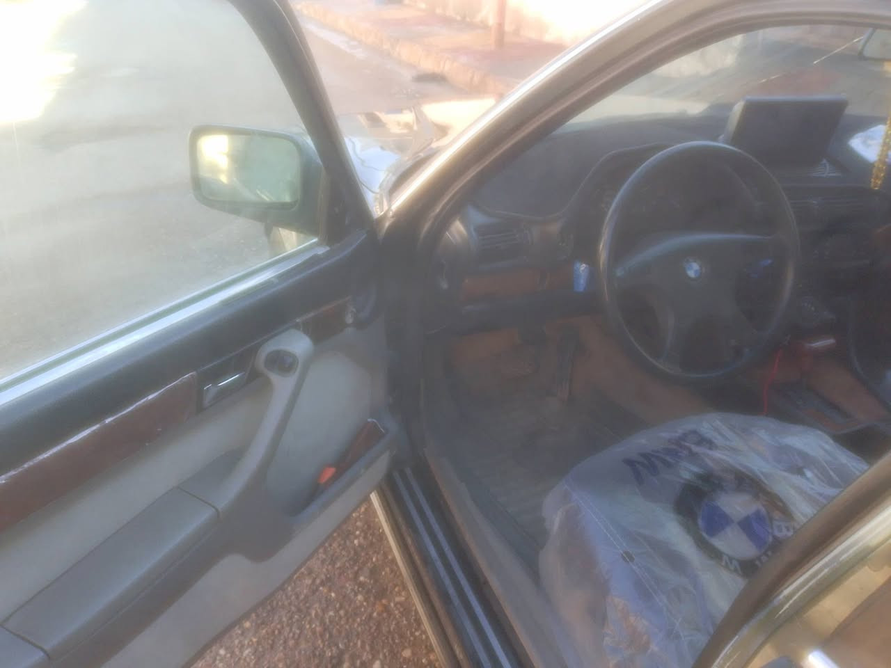 بي ام دبليو 735باسمي رقم ألماني انبار مجدده لسنة2030 مصبوغة عام جماليه تخم تاير جديد محرك كير نضيف داخل نضيف شاشه كامره خلفيه السعر 43وبيها مجال للشراي رقم الهاتف ***********عنوان التاميم قرب جامع الشافعي
