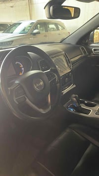 جيب كراند شيروكي ✅ جدييده السياره ✅  المــواصــفـات  1-جيب موديل2020 ل...