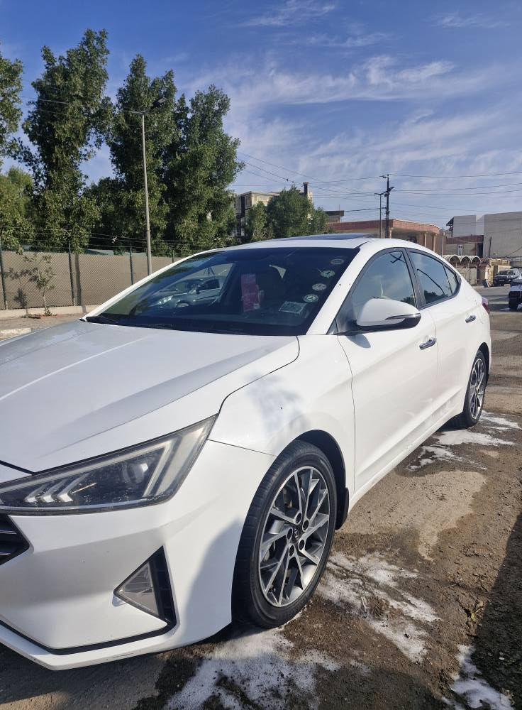 السلام عليكم النترا ٢٠٢٠ خليجي كفاله ضربه وصبغ وتبديل حته المكينه على البلاد برغي ما مفتوح بيهه رقم بصره حره تحويل مكينه ٢٠٠٠ فول واحد عله واحد السعر ١٦٨ وبيهه مجال قليل للاتصال *********** البصرة, العراق
