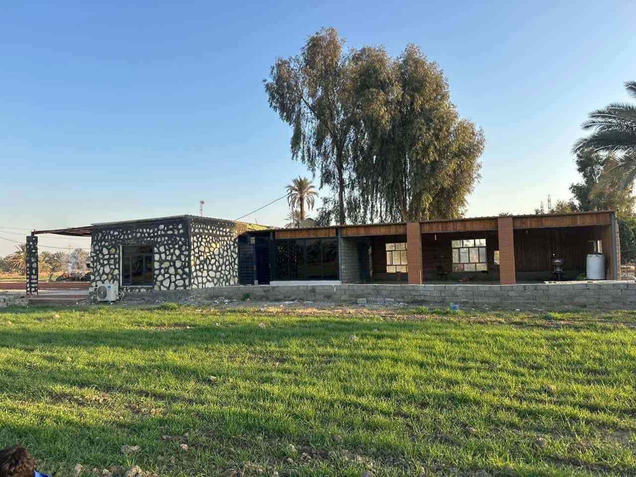 سلام عليكم 24دونم ملك صرف بسم شخص واحد تحويل مباشر بستان عباره عن مزرعه من بحيرات اسماك ونخيل وزرع وبيت ستراحه شي خبل بل عافيه عل ياخذه تنباع شلع سعر دونم 72وبي مجال بابل طريق القاسم الستفسار مراسلت الصفحه ونتصال ***********
