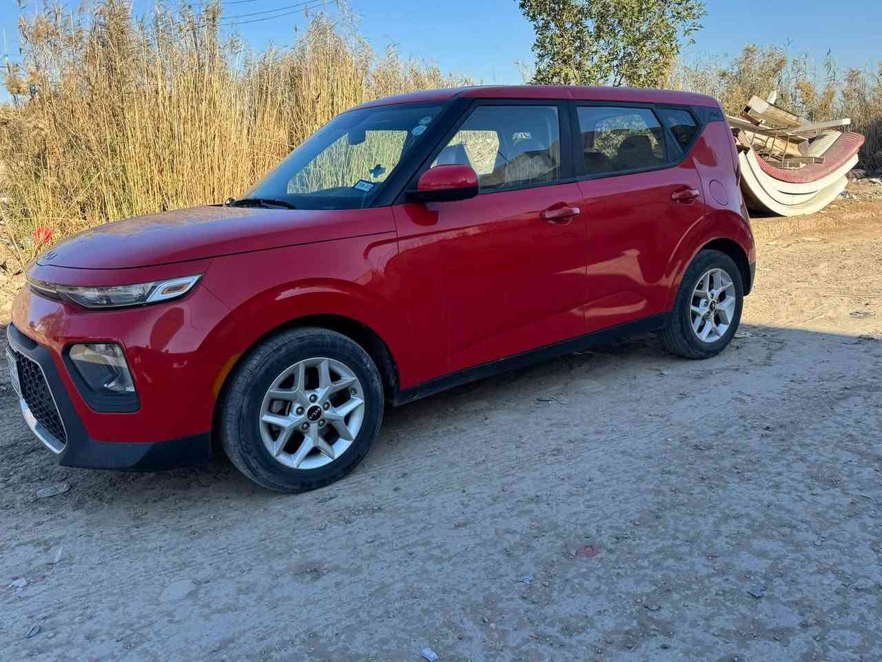 السلام عليكم للبيع أو مراوس كيا صول موديل 2022 رقم أربيل مالكها ديوانيه ماشية 30 ألف ماناقصها كلشي للاستفسار الاتصال ع الرقم ***********
