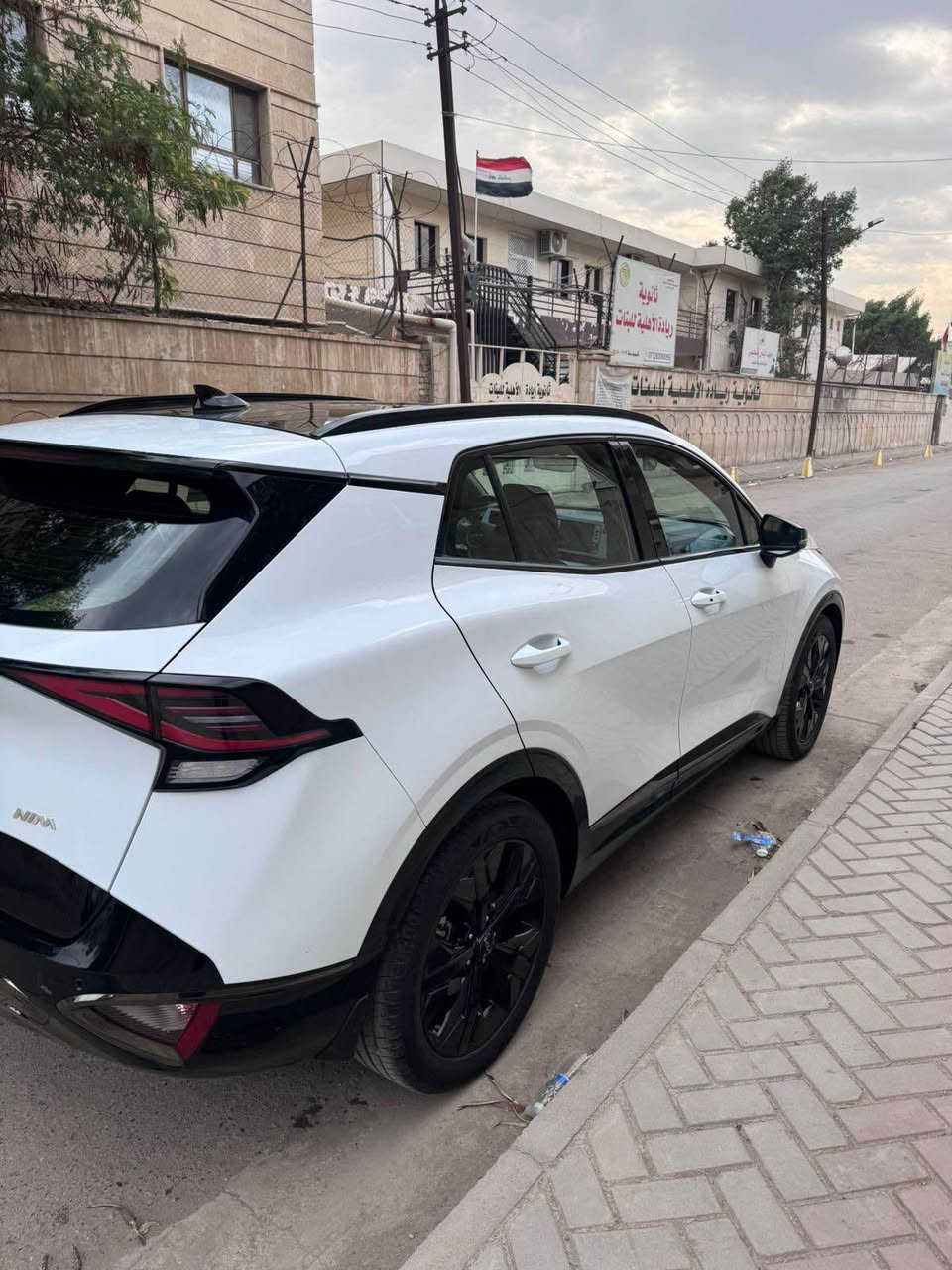 السلام عليكم
للبيع كيا سبورتج 2024 خليجي بلاك ادشن مكفوله كفاله عامه ماشيه 21 مواصفات فول بانوراما داخل زيتوني وكراسي كهرباء وتدفئه وجنطه كهرباء نقط عمياء رادار امامي وخلفي اوتو ستوب اوتو هولد سايد بريك بصمة مواصفات البلاك ادشن معروفة رقم اربيل تحويل مباشر مكاني بغداد زيونة السعر….. 238 ورقة بيها مجال بسيط
*********** بغداد, العراق
