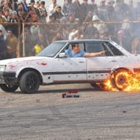 مكينة وكير • شرط الفحص • مشدودات