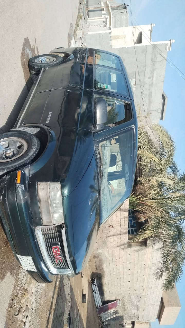 سلام عليكم فان استرو لبيع رقم بقداد مودل 97 سياره جهاز تخم تاير جديد صدر جديد كير ومكينه وكربيات كل يشتغل سنوية 27ماسقطه عنوان ديالى تقاطع السادة رقم الجوال *********** سعر 45 وبيها مجال للطيبين
