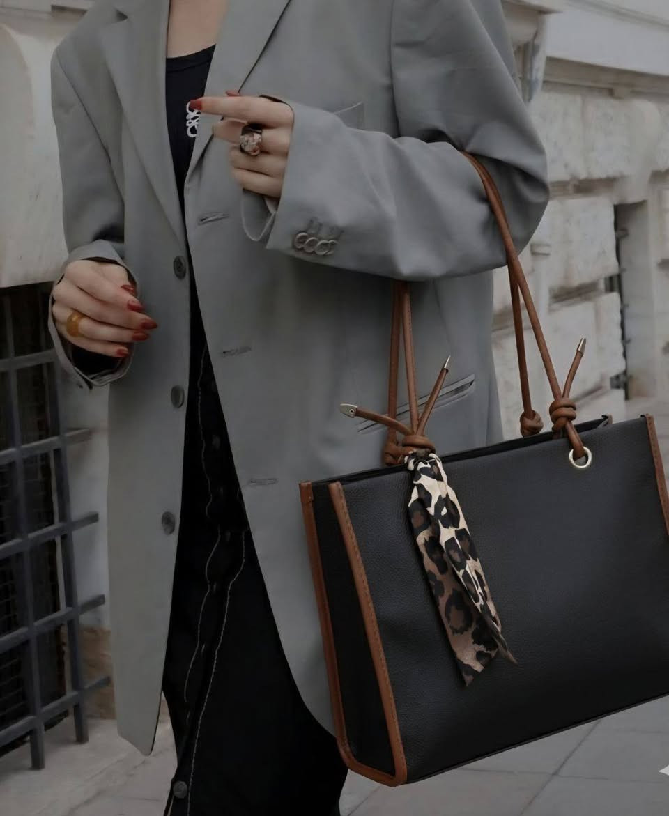 نون باك توفر لكم اجمل الحقائب واسعار مناسبة بيع جملة ومفرد 
سعر المفرد 10.000
العرض ↔️33
الارتفاع ↕️ 23
لتواصل واتساب ***********
#حقائب
https://t.me/+1d1SHjd77SE0Yjc6
