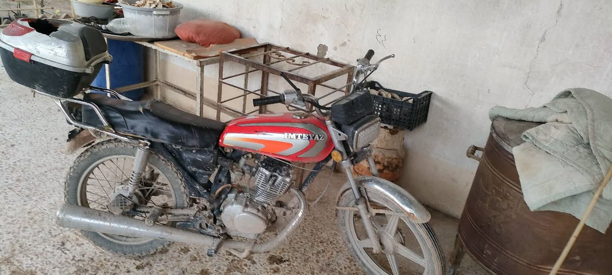 سلام عليكم ورحمه الله دراجه تايگر للبيع شغاله بيهه نقوصات شي قليل موديل 18بدون اوراق  من الأخير 200قفل  مكاني ديالى بعقوبة ***********
