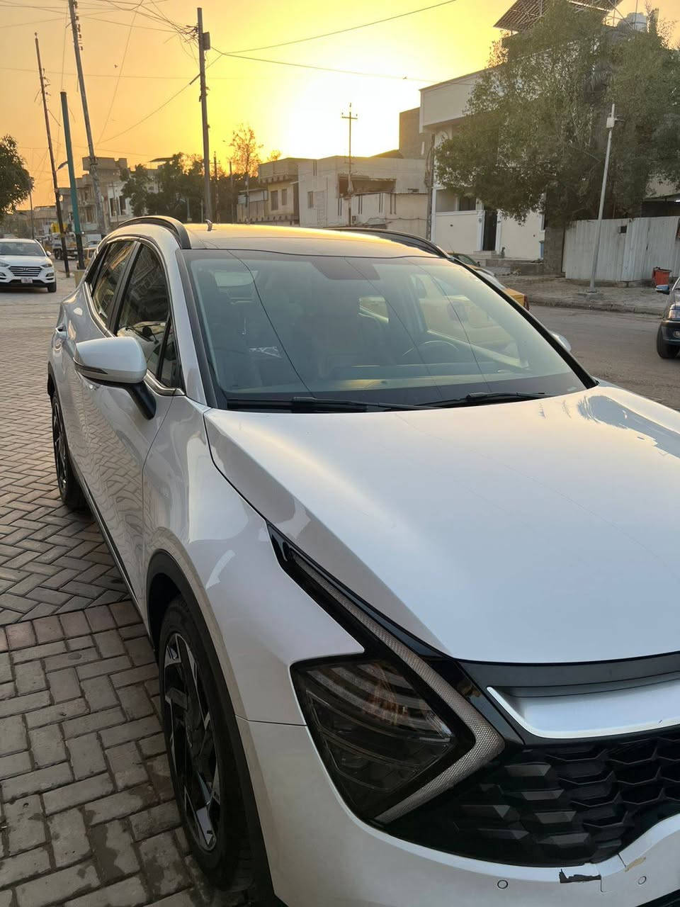 السلام عليكم 
كيا سبورتج موديل2023
ماشيه 29 
***********
