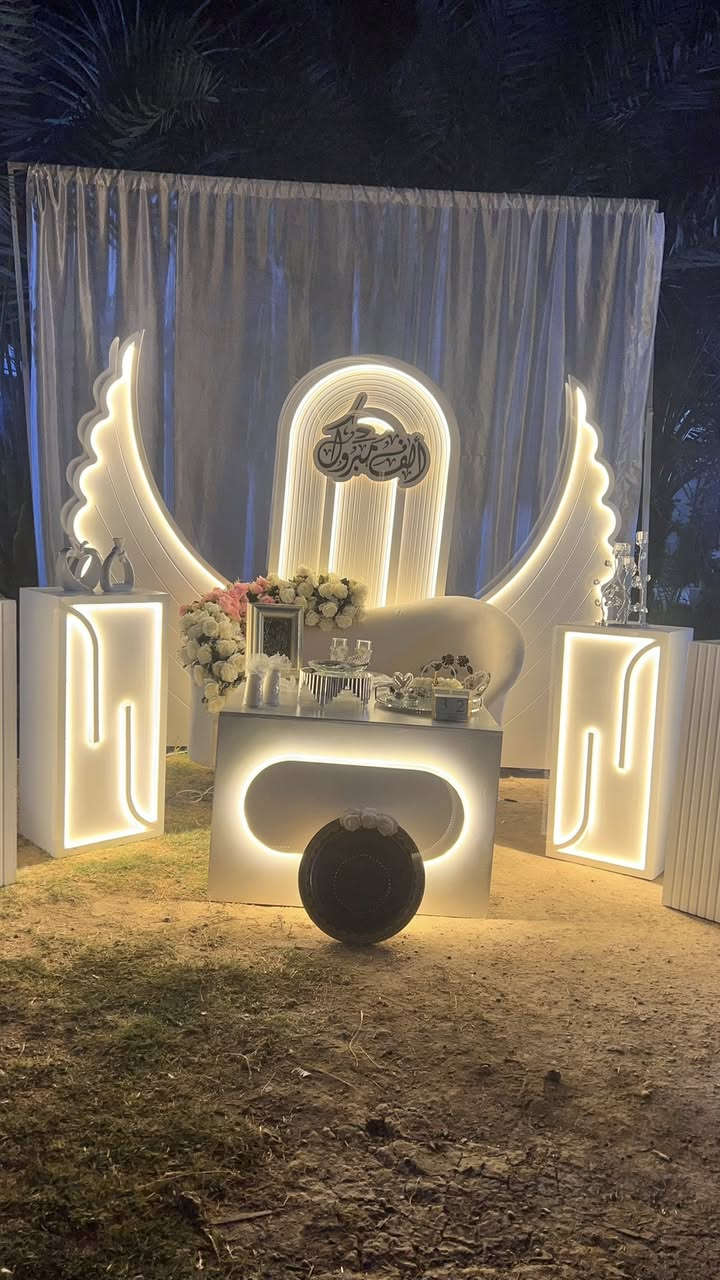 مشروع كوشات كامل للبيع مع الأغراض الي يحب يستفسر الاتصال ع الرقم ***********
