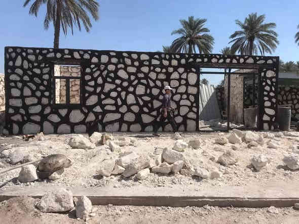 أبو حيدر البناء الحجركرسته وعمل شغل درجة اوله ***********
