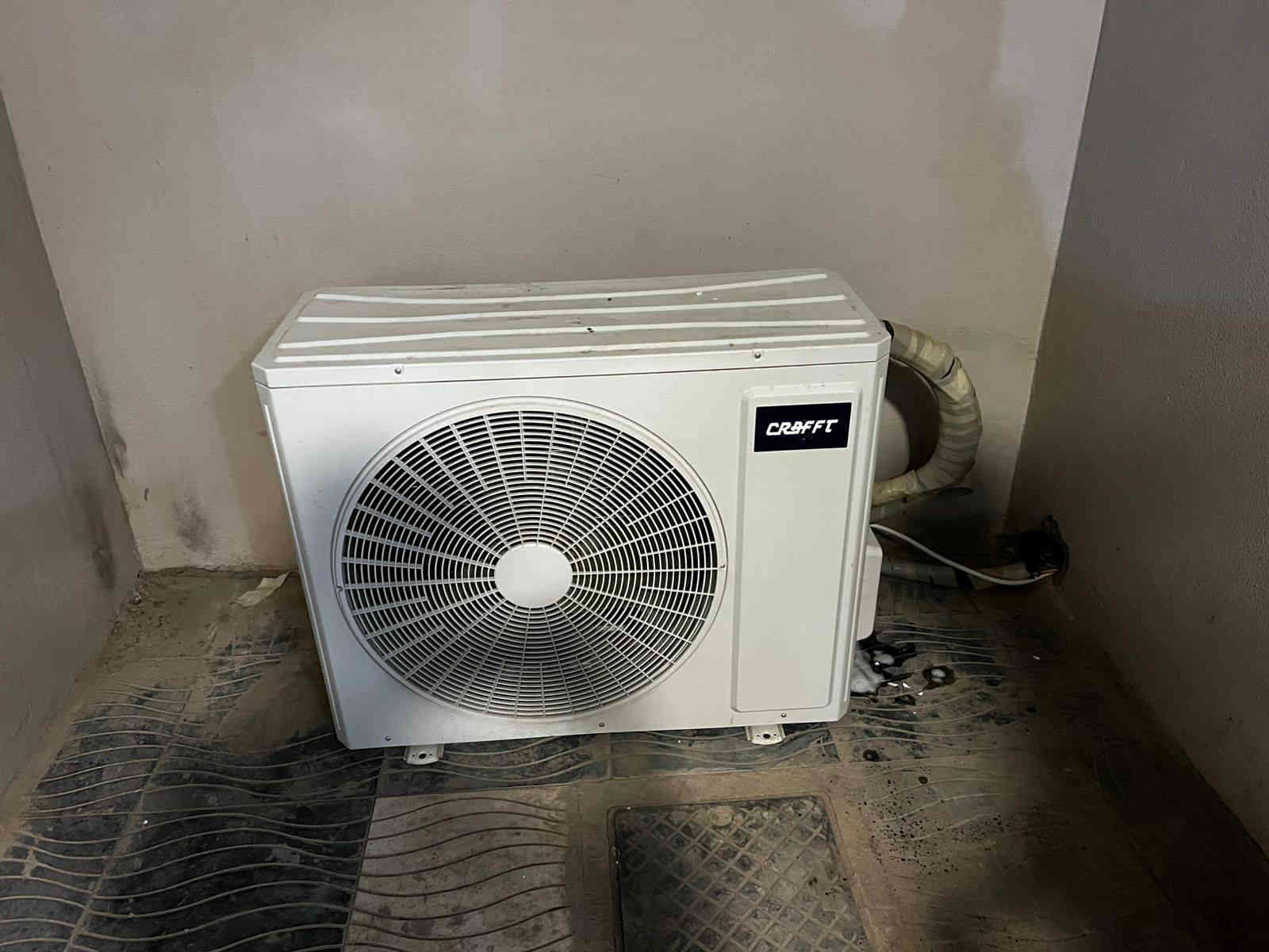 اللهم صلِ على محمد وآل محمد
عرض جديد ولفتره محدوده 
١-تنصيب سبلت جداري السعر بدل ٥٠ صار ٤٠ 
٢-تنصيب سبلت جداري عدد 2 بسعر ٧٠ الف
٣-غسل سبلت عدد ٢ مع الثالث مجاني بسعر 50 الف 
٤-فتح سبلت جداري بدل ٤٥ صار ٣٠ 
٥ - فحص السبلت ان وجد عطل١٠ الف 
٦- تنصيب سبلت كنتوري السعر بدل ٨٠ صار ٦٥
 
لتنصيب كافه انواع السبالت ✅
تنصيب سبلت كنتوري ✅
تنصيب سبلت جداري ✅
عمل فاكيوم(suction)✅
شحن غاز مع ضمان في الغاز ✅
شحن غازR22 وغازR410A✅
غسل كافه انواع السبالت ✅
ادامه كافه انواع السبالت✅
كادر مميز عمل راقي✅

العنوان النجف الاشرف

اين ماكنت نأتيك بنجف 

الاتصال واستفسار 
للحجز 
***********
