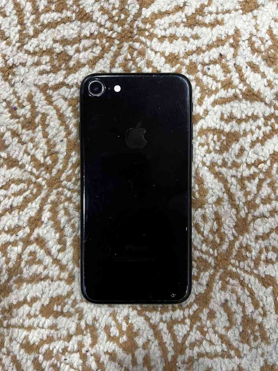 ايفون 7 عادي 
ذاكرة 32 
الجهاز نضيف مابي اي قطع مبدله ماعدة البطاريه وقطارة بالشحن بس الدكمه مال البصمه عاطله
سعر 45 الف
مكاني ايسر الزهور


**إذا كنت صاحب هذا الإعلان وتريد حذفه لأي سبب، رجاءا أرسل رسالة إلى الدعم الفني**