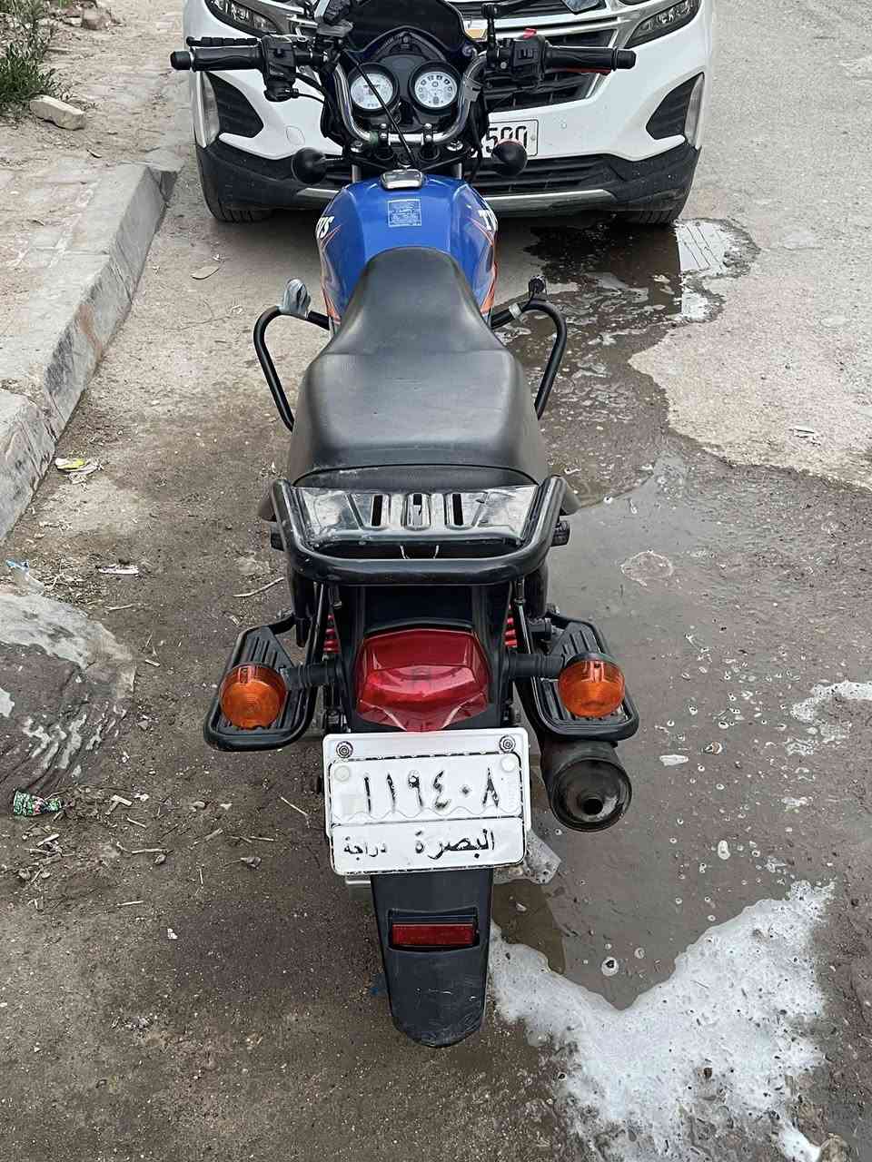 السلام عليكم دراجه TVS للبيع مديل 2020 طالعه من وكيل 2022 رقم تحويل بسمك دراجه نضيفه كهربائيات شغاله سلف شغال بس بيها خيط تبخير  مكان بصره سعر 1550 وبيها مجال للشراي ***********
