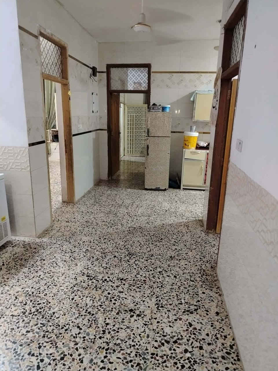 دار المساحة ٣٠٠ متر طابو زراعي سند ٢٥ نهاية شارع العلوة قرب ملعب علي الطويل بسعر مناسب جدا بناء جيد جدا للاستفسار الاتصال على الرقم *********** او مراجعة مكتب الديار
