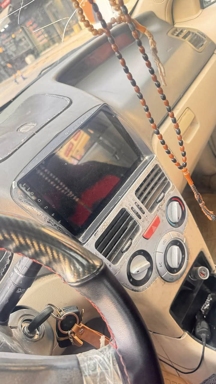 للبيع مكان حي اور لغرامه عل مشتري نهايته ٢٠  سياره باسمي  لاتصال عل رقم ***********
