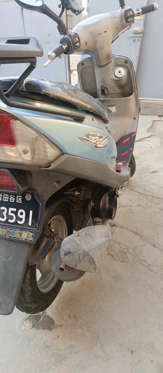 سلام عليكم دراجه ماكس منغولي مكفول من كلشي مراوس مع شحن مكاني بغداد جديده رقم الهاتف ***********
