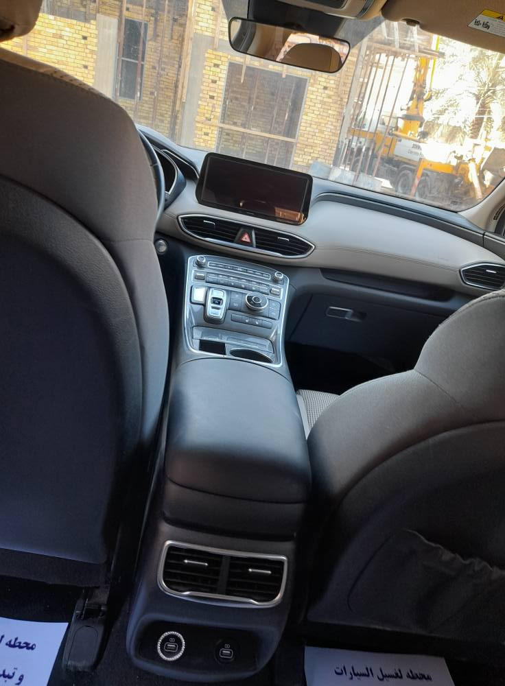 سنتافي حادثها دعاميه وربع أصابع الجاملق الأمامي ومرجعينه والباقي كفاله عدا الجاملغق الامامي المكان البصره حره دخول جديد وارد امريكي السيارة مال جناي ماشيه 28 مايل السعر 215
***********
