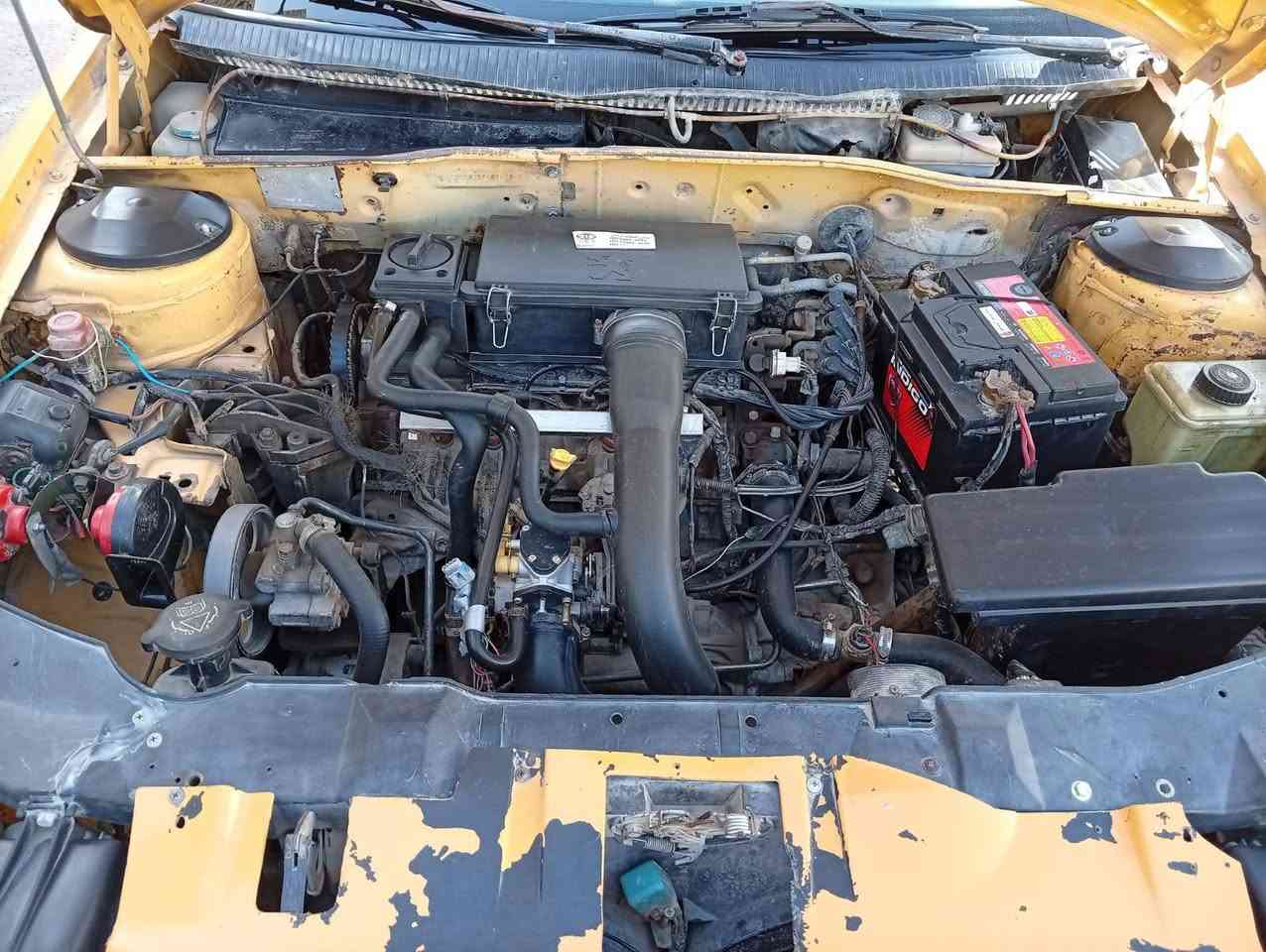 السلام عليكم سمند لبيع موديل2011 سياره حلوه  كهربائيات كله شغاله سياره بيه تبديل بنيد وبيه ضربه بالجنطه وراجعه الجنطه نفسه  التبريد مايشتغل ماعرف شبيه  مكينه وكير فرنسي كفاله ترايك محفضات دشبوله بلجيس داخل نضيف  تخم تاير جواه سبيره جديد  فريم ممه جديده شاده هيه وصدر يعني السياره نضيفه الرقم ***********
اخوان لموشراي الايتصل السعر30 وبيه مجال
