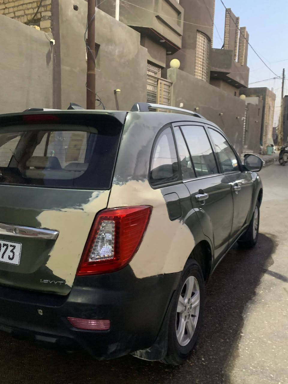 ليفان Lifan X60 اور كير عادي
موديل 2016 رقم مثنى انكليزي  مصفره غرامات حره تحويل ثاني يوم سنويه لل2030كير ومكينه بل كارتون شرط لاتبخير ولاتنقيص حداديه كله جديد تخم تاير تبريد ثلج وتدفئه كله شغال سياره بيهه حادث مثل ماموضح مبدل جاملغ فقط و الجاملغ الخلفي  بدون ضربه قويه صور الحادث موجوده شواصيهه سليمه
ماشيه ١٥٠ الف 
مكاني سماوة 
الاستفسار 
***********
