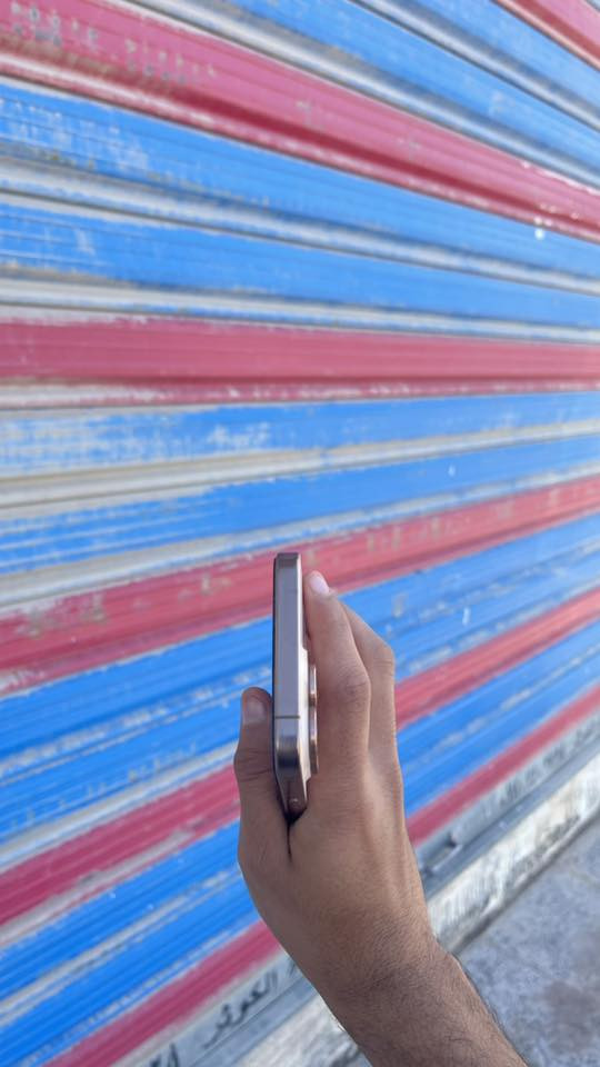 السلام عليكم
ايفون 16 برو ماكس للبيع 
مكفول مكفول مكفول 
نموذج A بطاريه 100 مشحون فقط 108 
كامل ملحقات كارتونه كيبل جهاز نضيف شخط واحد مابي وين متريد افحص  مكان نجف توصيل ماكو.
للاستفسار:***********
