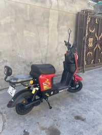 دراجه شحن نوع R9شركه ال ولي ارقه شركهالدراجه كلش جديده ما ناقصهه اي شي...