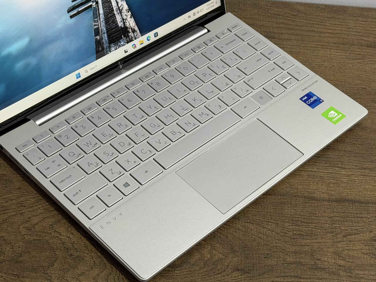 السلام عليكم

للبيع لابتوب HP envy ، الجهاز شبه جديد واستخدامه قليل جداً (البطارية أداءها جيد جداً ). اللابتوب نحيف وخفيفة جداً للحمل والتنقل. مناسب جداً لبرامج الهندسة، والمونتاج بفضل الشاشة ال 4K والدراسة بفضل المعالج القوي وكرت الشاشة المنفصل.

مواصفات الجهاز:
Intel Core i7 (جيل (11))
كرت شاشة خارجي Nvidia MX450 2gb
كرت شاشة داخلي Intel Iris Xe 8gb
الرام 16gb DDR4
التخزين 1TB SSD NVMe 
الشاشة 13.3 4K لمس (touch screen)
Windows 11 Pro 
اللابتوب تدعم بصمة الاصبع وال Face ID
‎شاحنتها الاصلية وياها
الكيبورد مضيء
نظام صوتي  BANG & OLUFSEN
اللابتوب استخدامي الشخصي 

السعر 900 ألف 

للتواصل :*********** Whatsapp

مكاني :كربلاء-طويريج
