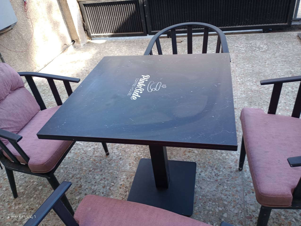 السلام عليكم عندي كراسي حديد مع الكوشات وميز قاعدته حديد للبيع عدد 15 صناعة تركية يصلح للمطاعم والكوفيات


**إذا كنت صاحب هذا الإعلان وتريد حذفه لأي سبب، رجاءا أرسل رسالة إلى الدعم الفني**