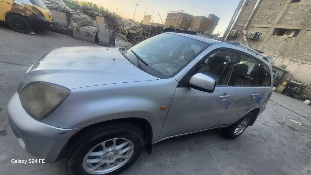 شيري تيكو للبيع موديل ٢٠١٢ كير ميكانيك اوتماتيك
محرك ٢٠٠٠ سياره نظيفه كير ومحرك مكفوله وكشرها نظيف ماشيه 109 الف مناقصها اي شئ 
كل شي بالسياره مبدل جديد وصيانه دوريه 
*********** 
بغداد_ الدورة 
السعر 60 ورقة بيها مجال بسيط حك الجيه
