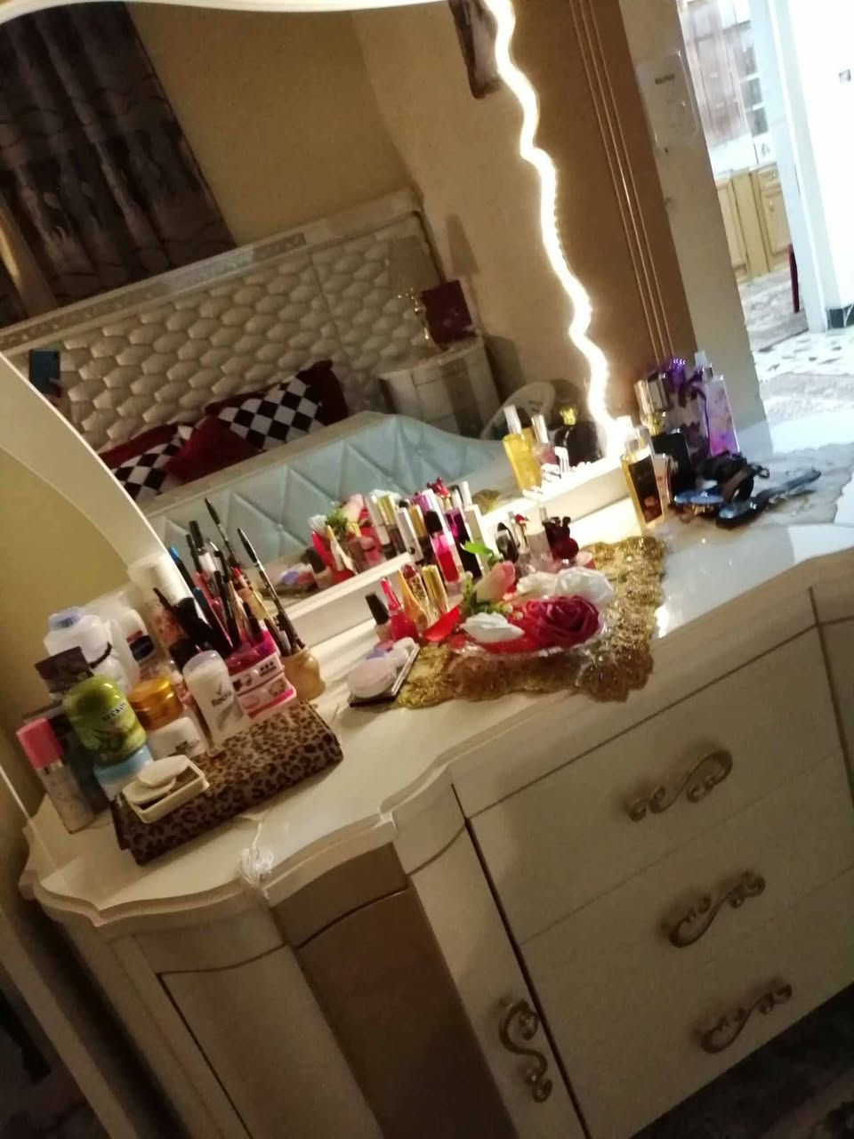 غرفة تركي تكمه لبيع مليون وبيه مجال


**إذا كنت صاحب هذا الإعلان وتريد حذفه لأي سبب، رجاءا أرسل رسالة إلى الدعم الفني**