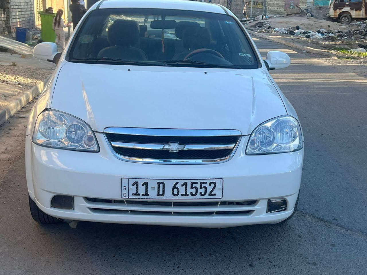 السلام عليكم اوبترا ٢٠١١ 
بيها جاملغ أمامي طخة بسيطة وانصبغ وهلال خلفي محرك كير صدر جيد جدا  بأسمي تحويل مباشر إتصال على الرقم مامتواجد على النت السعر ٨١ مكانها بغداد ***********
