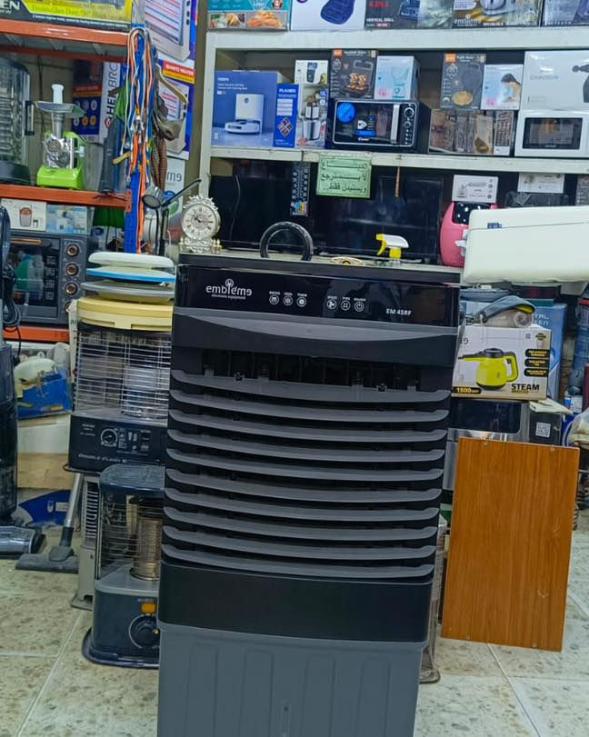 موديل جديد من المبرده الشحن امبليوم
مبرده داخليه شحن + كهرباء ماركة امبليوم 
بطاريه ليثيوم تدوم طويلاً 
حجم كبير ٣ حلفات
ضمان لمده سنه 
ابعاد الجهاز ارتفاع 110 عرض 48

حلفات عدد ٣ سيللوز
بطاريه ليثيوم حجم كبير 24V 
اقتصاديه جداً 120W
رمونت تحكم عن بعد 
2 مطارات تجميد 
امكانيه ربط بطاريه خارجيه 
٣ انظمه للتشغيل الليلي بدون ضوضاء
١٢ سرعه + شباك دوار
خزان الماء حجم 45 لتر
تعمل على الشحن من 4 ساعه الى 30 ساعه حسب السرعه
يوجد خدمة توصيل بغداد وجميع المحافظات
***********
