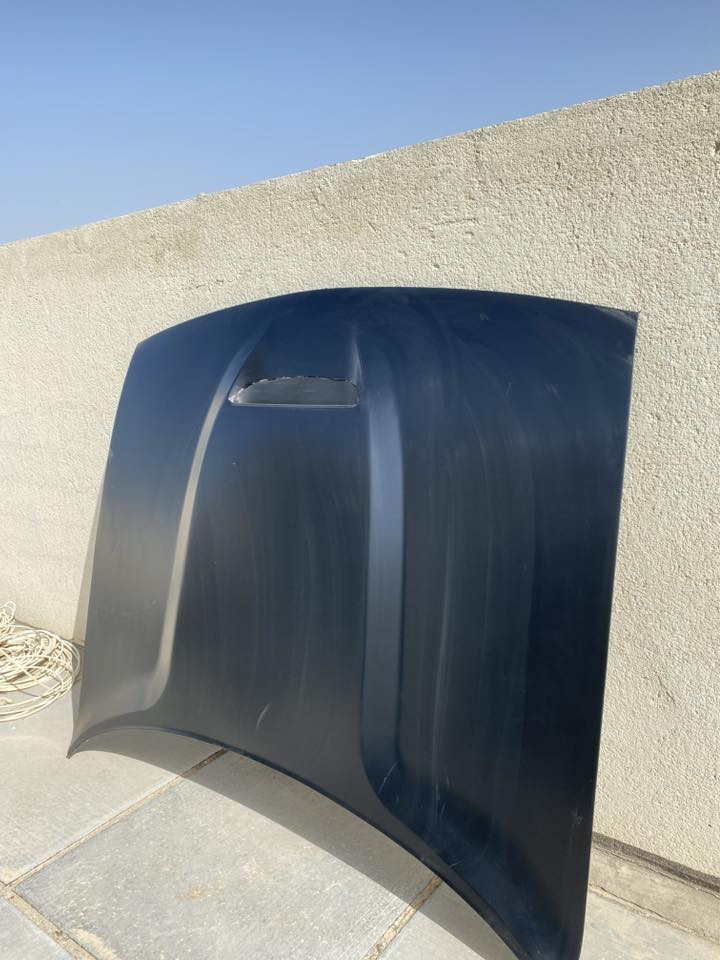 بنيد چالنجر SRT نضيف جداً  لاضربه ولا تصليح ولا عواج مغلف اسود طافي جديد  *********** السعر 150وبي مجال قليل
