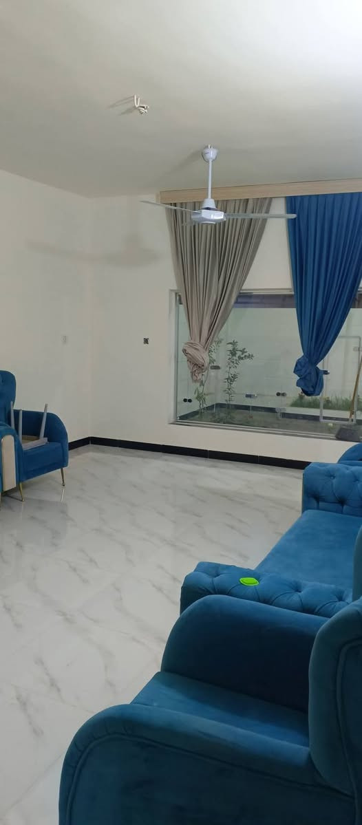 للبيع دار 240 متر طابو صرف واجه 13 2 غرف نوم بناء قديم ومرمم بشكل ممتاز مثل ماموضح بالصور تحويل مباشر استقبال 7وربع في 4وربع حديقه مع كراج بناء كله طابوق ماء مجاري كهرباء كله جديد البيت متعوب عليه العنوان العسكري القديم قريب ملعب احمد راضي ومسافه عن الجوازات تتمشه برجلك للجوازات والسوك السعر 175 تشوفه ميفيدك اعبر المنشور وجزاك الله خير للاستفسار مراسلة الصفحه او الاتصال *********** واتساب
