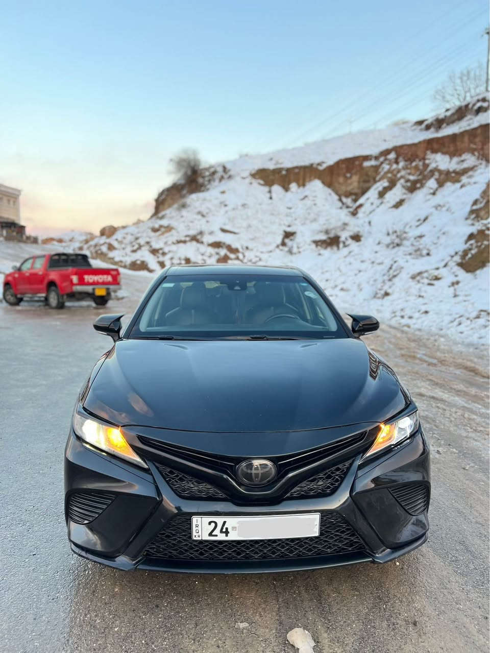 Camry Se 2018
تویوتا کامری ٢٠١٨
موصفات Se
مكينه ٤سلندر ٢.٥
٢قتعه سبخ 
بئي داخلي و بئ يرباگ هه مي ب شه رت
گير و مكينه ب شه رت
سياره ٧٨مايلا يا چوي 
كوشن جلد 
رادار
سياره يال دهوكي تحويل ب شه رت سه نه ويا جديده هه تا ٢٠٣٠
*********** دهوك, العراق
