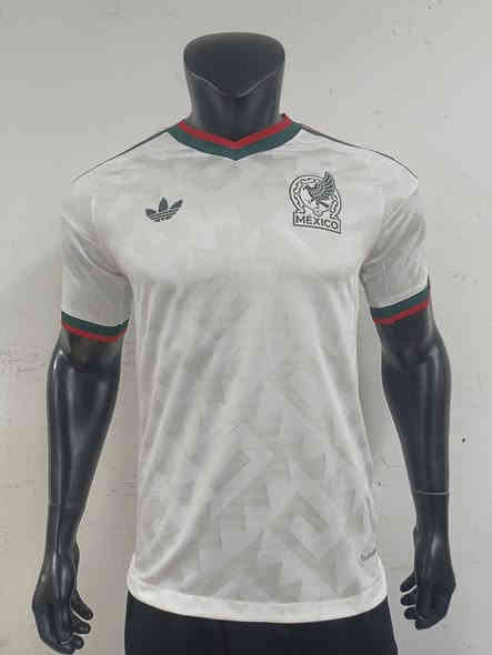 متوفر جمله مفرد
 نسخه لاعب منتخبات + انديه اوربيه
 ***********
