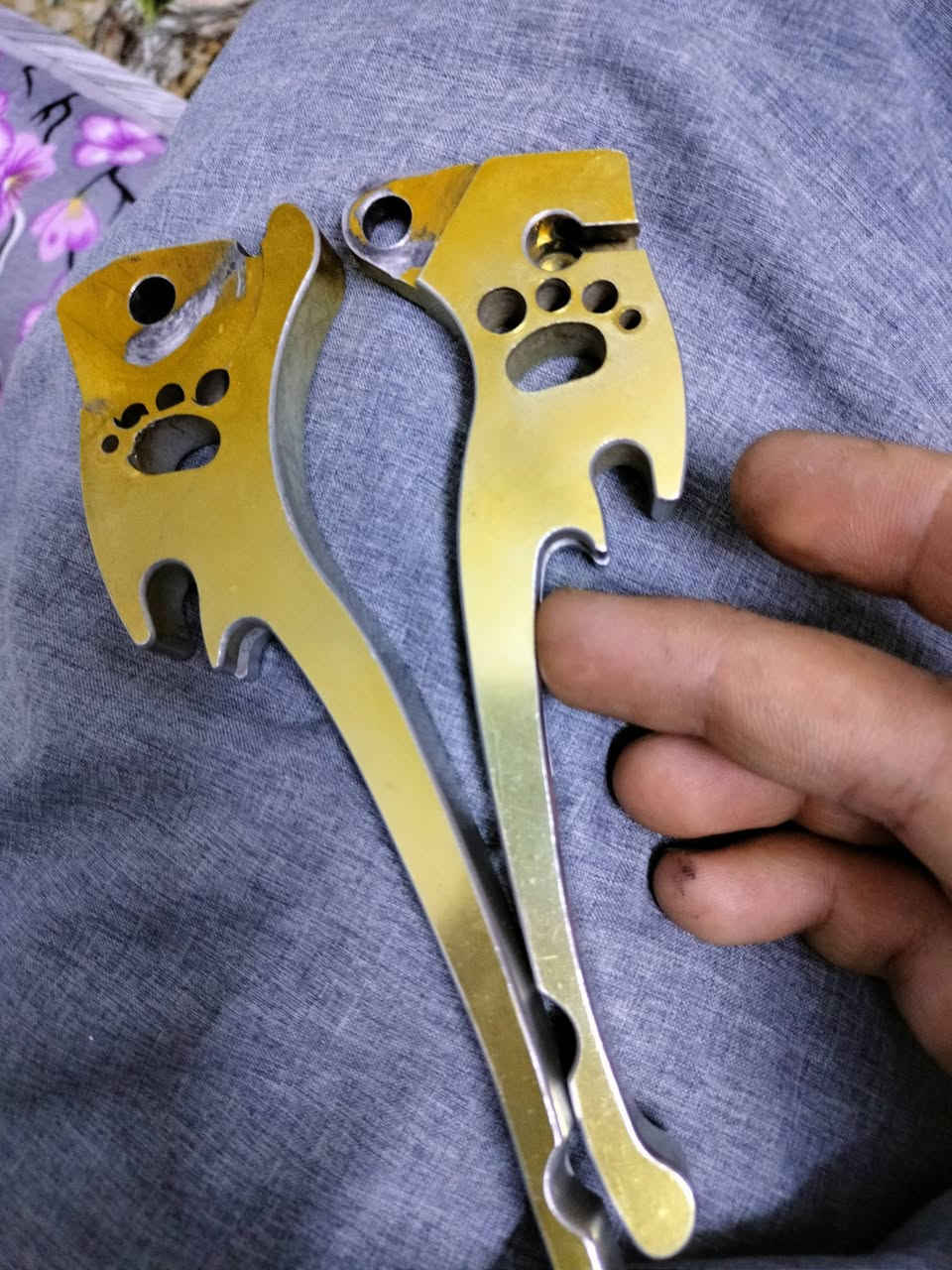 غراض سكنس وجيتي ار رمبه
بك لايت ثعلب ابو الولد متحرك 

فلاشات ثعلب 

كتف اشاير ثعلب 

صينيه جيتي ار سوده مشطبه رياضية

صينيه جيتي ار انسيواي

صونده زركه مال سكنس وجيتي ار

فج مال سكنس وجيتي ار 

دشلي انسيواي مال جيتي ار 

دشلي جيتي ار بلادي

عداد رون رياضي جوكر 

يدات بريك كرزيات مال سكنس عام وجيتي ار 

شوته مال سكنس وجيتي ار كرزيه 

كلوب زنون عدسه ابيض واصفر سكنس

 ويل خلفي وتاير كامل مال ثعلب جيتي ار 

تاير أمامي ابو الحيه سكنس 

براغي رياضي 

صناديك جوكر 

حوض مال سكنس لد بي تصليح 

قبق فلاوين جيتي ار 

حديده قبق فلاوين جيتي ار

كفرات عدله مختمات

قاعدة مال رقم جوكر 

قاعدة مال مبايل

دبل ماكس رياضي 

قاعدة مال نوزل سكنس وجيتي ار

مري سكنس وجيتي ار بلاديات

جامات صفح سلفر ونج بلاديات 

ملقط ازرك 

كلج جيتي ار امامي ويا الخرز مالته حطب ابيعه 

 هندر ستيل سكنس وجيتي ار

عنواني بغداد حي اور قرب الفلسطيني 

رقمي ***********
