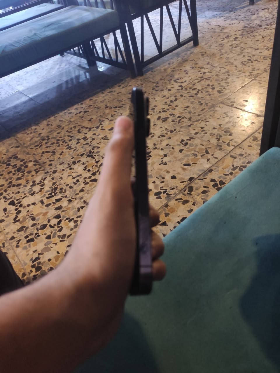 ايفون 14 برو ماكس بدل شاشه متوسطه بدل بطاريه اصليه نسبه 100 باقي كفاله عربي شرق اوسط السعر 525 شراي يتصل***********
