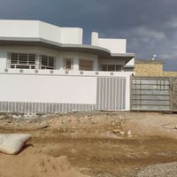 جدارية خلف مطعم ايوب • بيت زراعي • ٢٢٠م