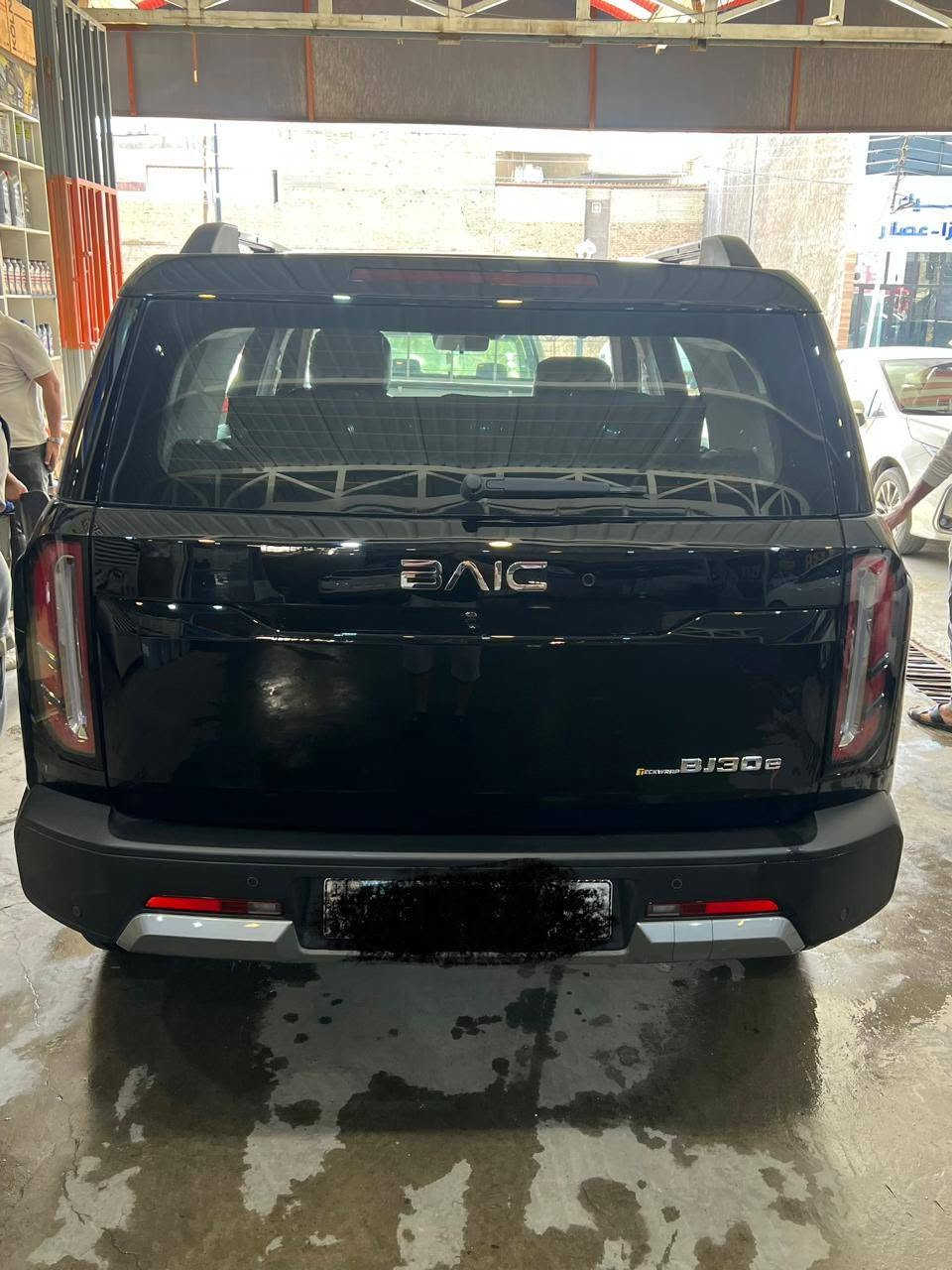 سيارة Baic Bj30 e 2026
كامل المواصفات جديدة
ما مضروبة أبد مكفولة 
مغلفة PPF 
رقم بغداد خصوصي 
لون اسود 
هايبرد 
ماشية اقل من 12000 
سعرها 34500000 وبيها مجال بسيط 
رقم *********** + متوفر واتساب نفس الرقم
