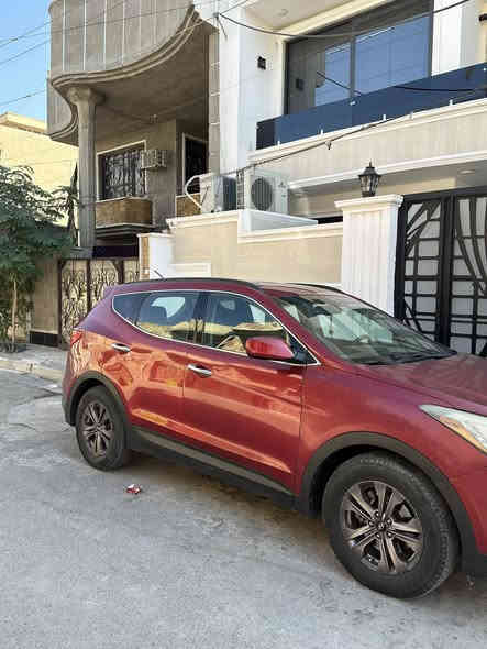 سلام عليكم سنتافي امريكي موديل2015 محرك 4 GDi مواصفات السيارة كشنات تتفئه ستيرن تتفئه مانع تزلق فور ويل تحكمات سترين كشن كهرباء فول ماعده البصمه و البنراما صور الحادث مرفق بالمنشور السعر 142 وبيهة مجال للاستفسار***********
