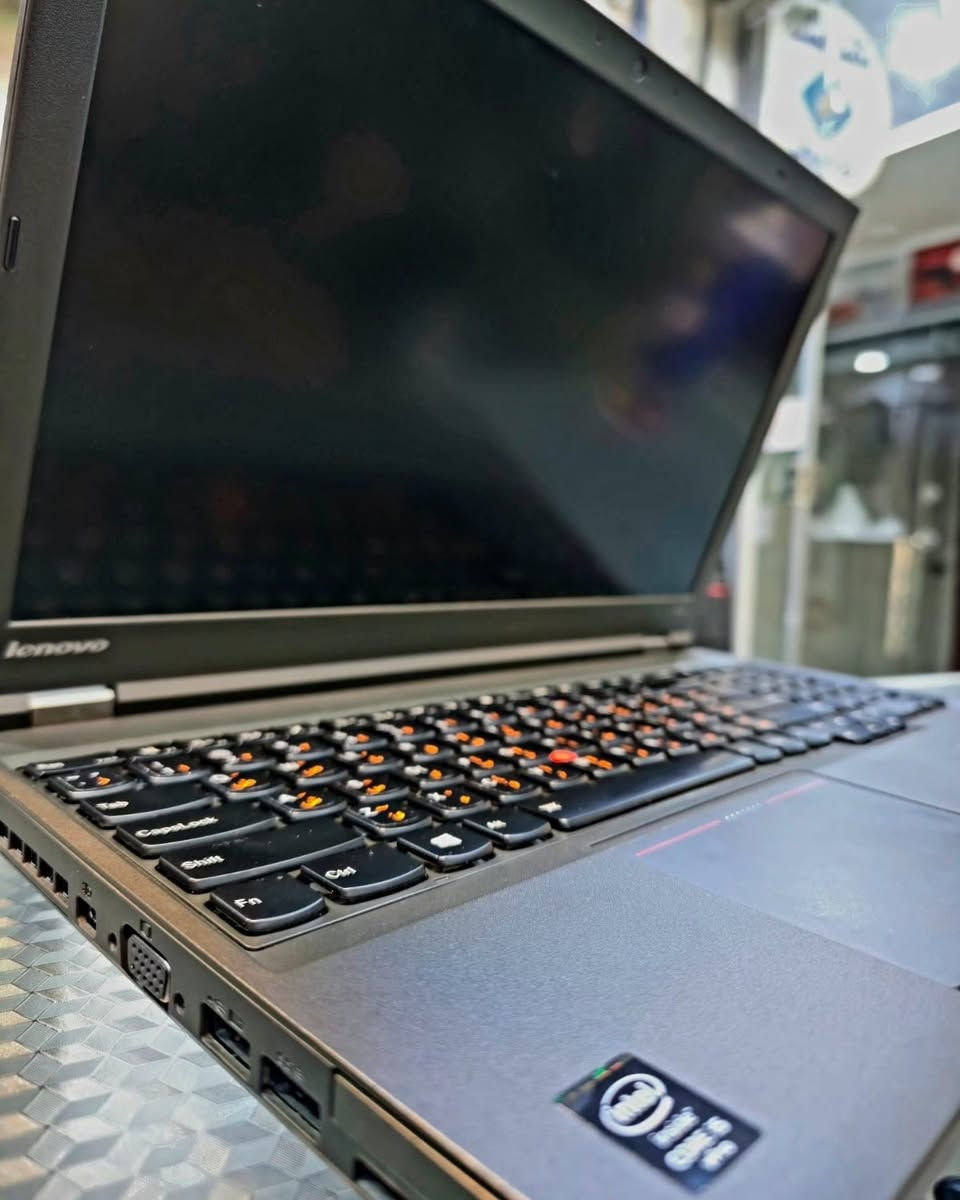 Lenovo ThinkPad T540p
CPU : i5 4th
RAM : 8G
HARD : 256ssd
SCREEN : 15.6" FHD
GPU : intel
الملحقات : 
شاحنة اصلية + حقيبة و ماوس
العنوان :
 موصل - المجموعة الثقافية ـ قرب نفق الجامعة - مجمع الغانم
للتواصل : 
***********
***********
