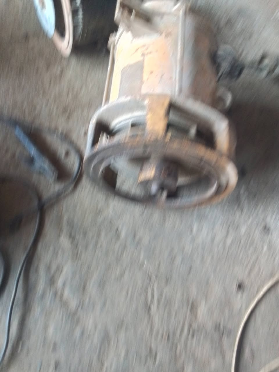 السلام عليكم مولد ميتسيبوشي 4بستم 24 كيفي مولد كابوته 10 كيفي 3 بستم 1105مع محركات 4 بستم 2203 براد ومحركات 3 بستم كابوته  مع راس توليد 12 كيفي دوره 3000 البيع العنوان الصويره للاستفسار الاتصال على الارقام  ***********/***********
