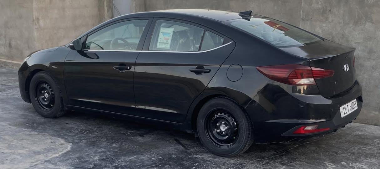 اقره التفاصيل وخابرني والسعر 116 وبيها مجال قليل
النترا 2019  فول الفول عدا الفتحه بغداد باسمي هزه سنويه رقم جدد ماشيه 95

وارد امريكي بيها صبغ 3 قطع امامي و3 قطع خلفي بدون اي داخل

كير صدر محرك كله ع وضع الوكاله بدون فتح برغي واحد

ملاحظه شواصي لغود دواخل حوض تكم مكفولات من الزلغ

مكان التاجي هاتف ***********
