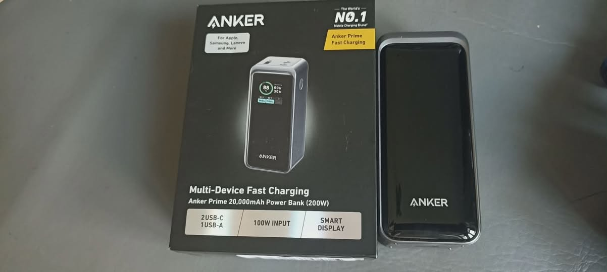 ANKER 
بور بنك جديد غير مستعمل 
100w input
20,000 ملي امبير 
السعر خاص


**إذا كنت صاحب هذا الإعلان وتريد حذفه لأي سبب، رجاءا أرسل رسالة إلى الدعم الفني**