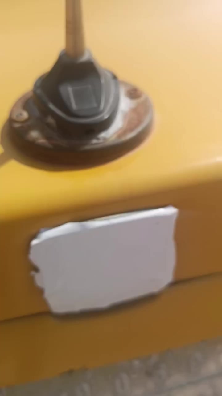 سيارة البيع بيجو بارص مكينة كورلة بيكاشو بس الكير شوي يخر راعية ماندلة سيارة حلوة سعر 15 وبية مجال ***********
