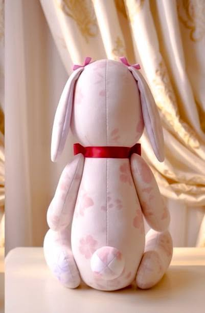 🎀🐰 أرنب الذكريات... هدية تحتفظ بأجمل اللحظات 🐰🎀
ليس مجرد أرنب لطيف، بل قطعة مميزة تُصنع من الملابس والذكريات التي تحمل قيمة خاصة في قلبك ❤️
✨ نحوّل ملابس طفلك أو أي قطعة عزيزة لديك إلى أرنب ناعم يبقى معك لسنوات. ✨ هدية رائعة للمواليد، الأطفال، أو للاحتفاظ بذكرى لا تُنسى. ✨ تصميم يدوي بكل حب واهتمام بالتفاصيل.
💝 كل أرنب يحمل قصة مختلفة وذكرى لا تُقدّر بثمن.
📩 للطلب أو الاستفسار: واتساب: ***********
#fyp
#أرنب_الذكريات #هدايا_مخصصة #هدايا_يدوية #ذكريات_لا_تنسى #هدايا_مميزة #صناعة_يدوية #هدايا_حسب_الطلب #تذكار_خاص #هدايا_الأطفال #هدايا_مواليد #ذكريات_جميلة #HandmadeGift #MemoryBunny #CustomMadeGift
