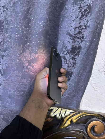 السلام عليكم 14 برو ماكس ذاكره 256 بطاريه 96جهاز بلاد فقط شاشه اصليه مكتوبه مستعمله بلعدادات جهاز وتر بروف نضافه100/100 أمريكي مابي مكان جراره مال سيمكارت يعني يجي بس إلكتروني جهاز بعده بحاله الوكاله كله شغال 
فيس إيدي اتصال كامرات صوت وأي فأي جهاز كامل مكمل سعره 650 فقط يرهم بيع ومراوس 
“”””””””
13 برو ماكس 256 
بطاريه80 بلاد جهاز أمريكي مامفتوح ولا مصلح وتر بروف 
جهاز شاصيه مرايه نضافه 100/100 كله شغال مكفول عل فحص  كله شغال 
فيس إيدي 
اتصال 
كامرات 
صوت 
وأي فأي جهاز كامل مكمل سعره650 وبي مجال يرهم بيع ومراوس مكاني بغداد مدينه الصدر *********** متوفر واتس آب 
رجاءا رجاءا إذا ماعجبك منشوري اعبره 🫶🙏
